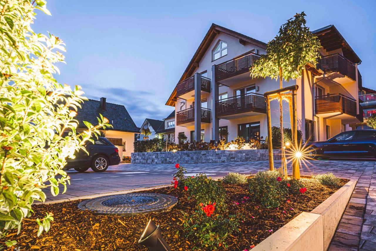 Pflugwirts Hotel Und Gasthaus 오버키르히 외부 사진