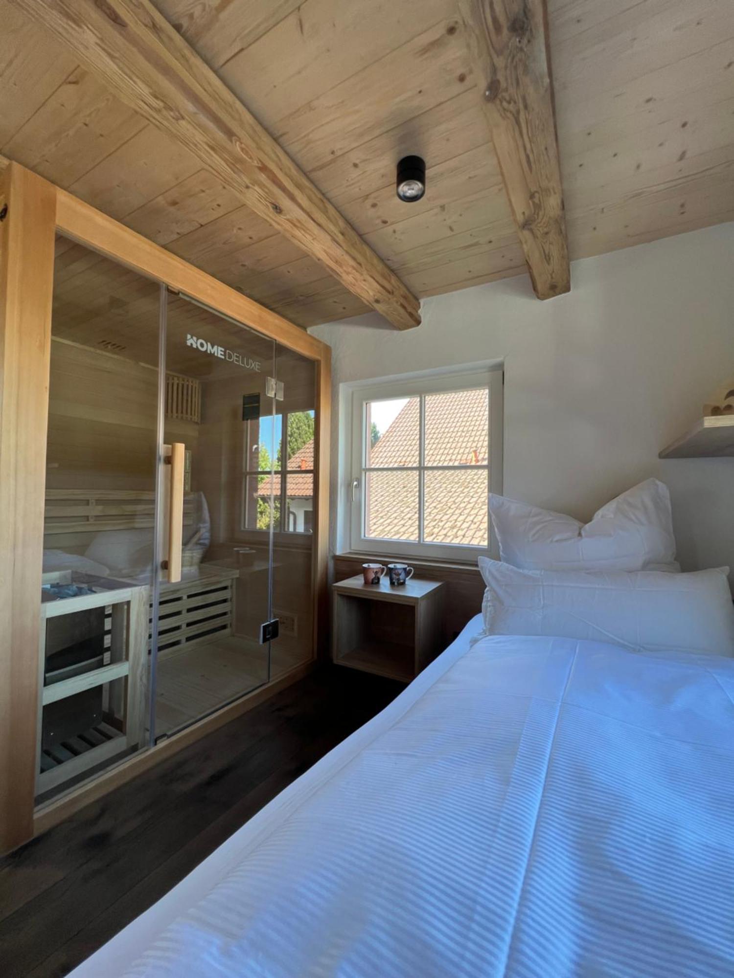 Pflugwirts Hotel Und Gasthaus 오버키르히 객실 사진