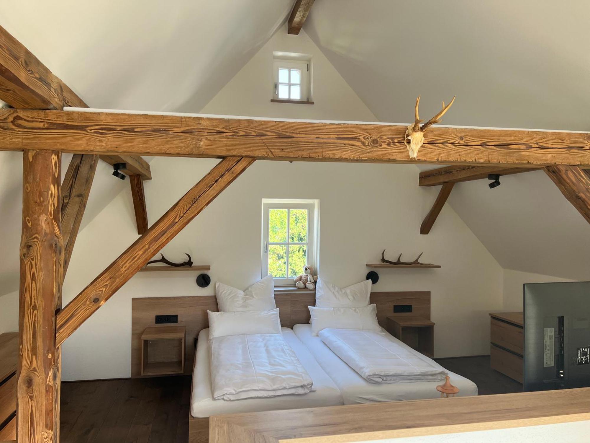 Pflugwirts Hotel Und Gasthaus 오버키르히 객실 사진