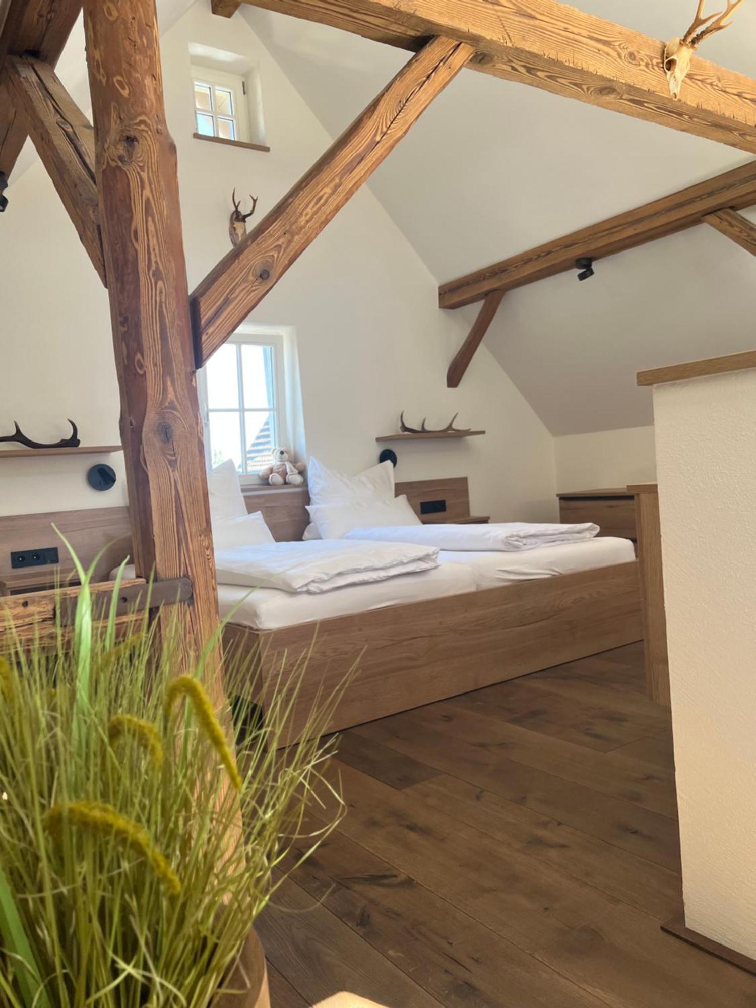 Pflugwirts Hotel Und Gasthaus 오버키르히 객실 사진
