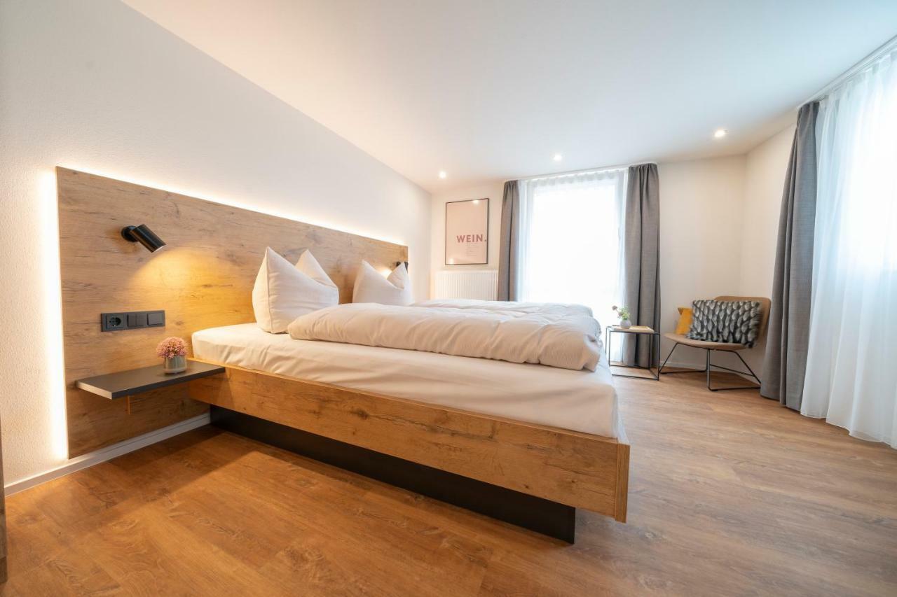 Pflugwirts Hotel Und Gasthaus 오버키르히 외부 사진